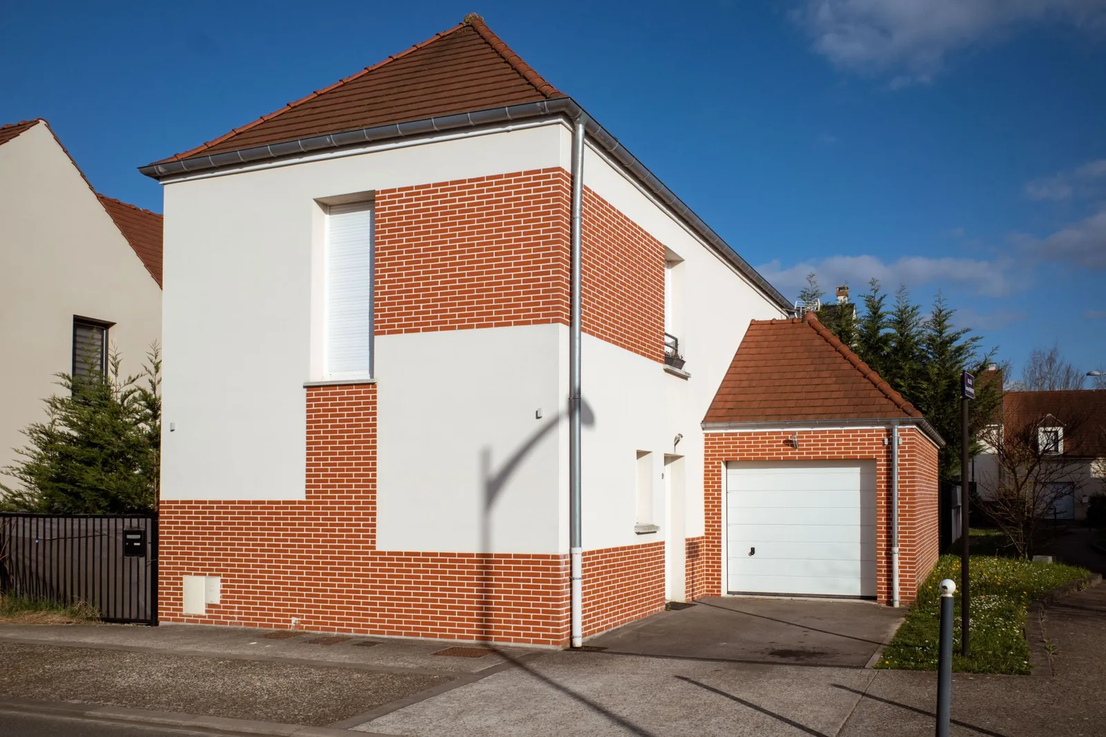 how much does it cost to rebuild a detached garage