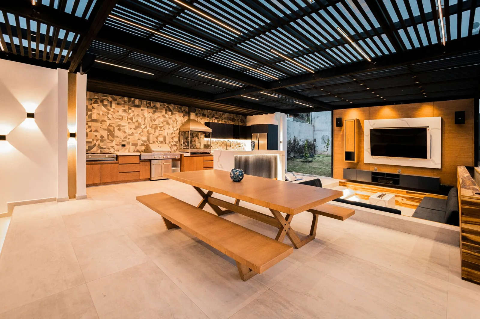 outdoor kitchen price per square foot