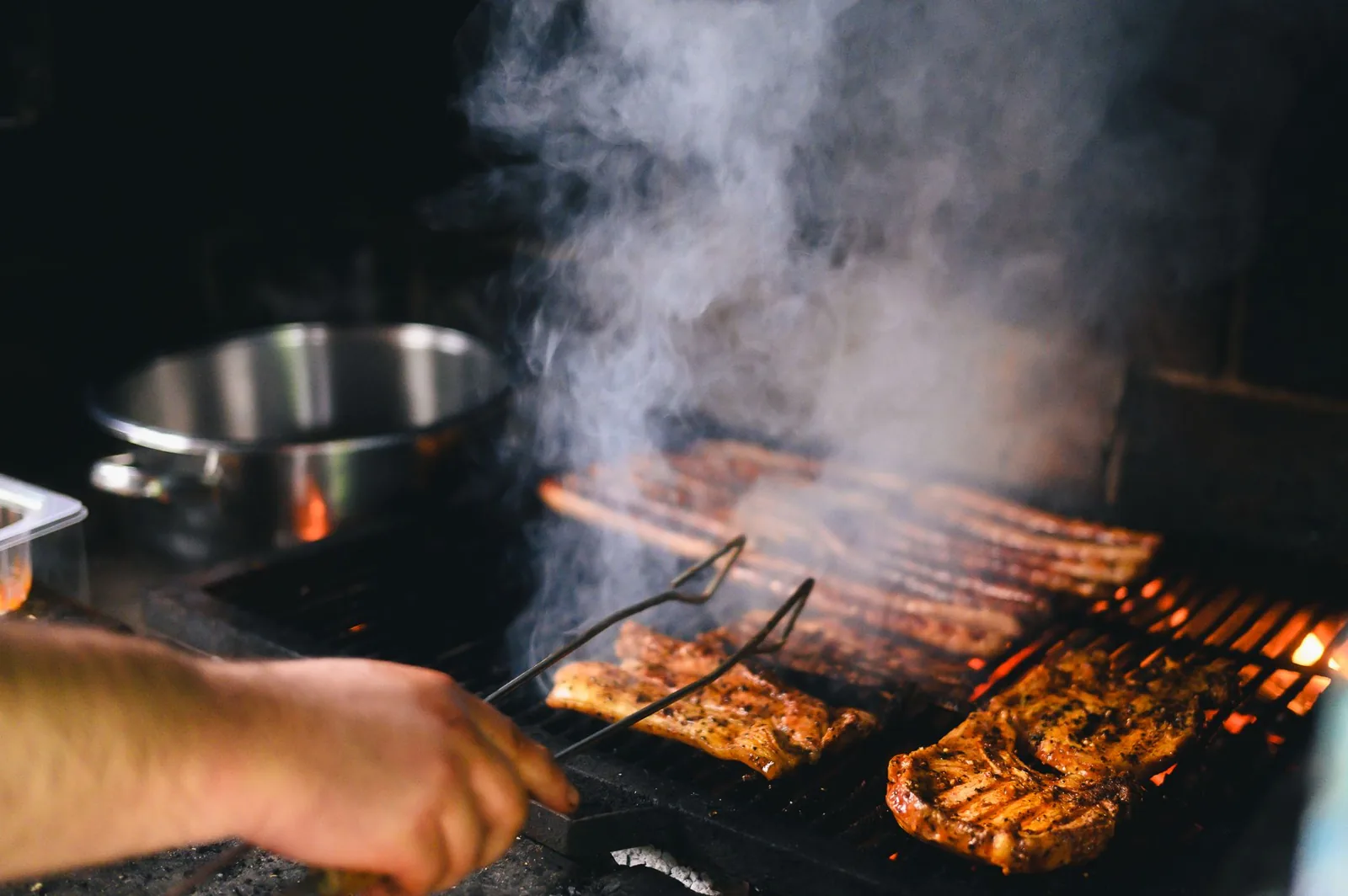 Best outdoor kitchen grills 2026 built into a stone island