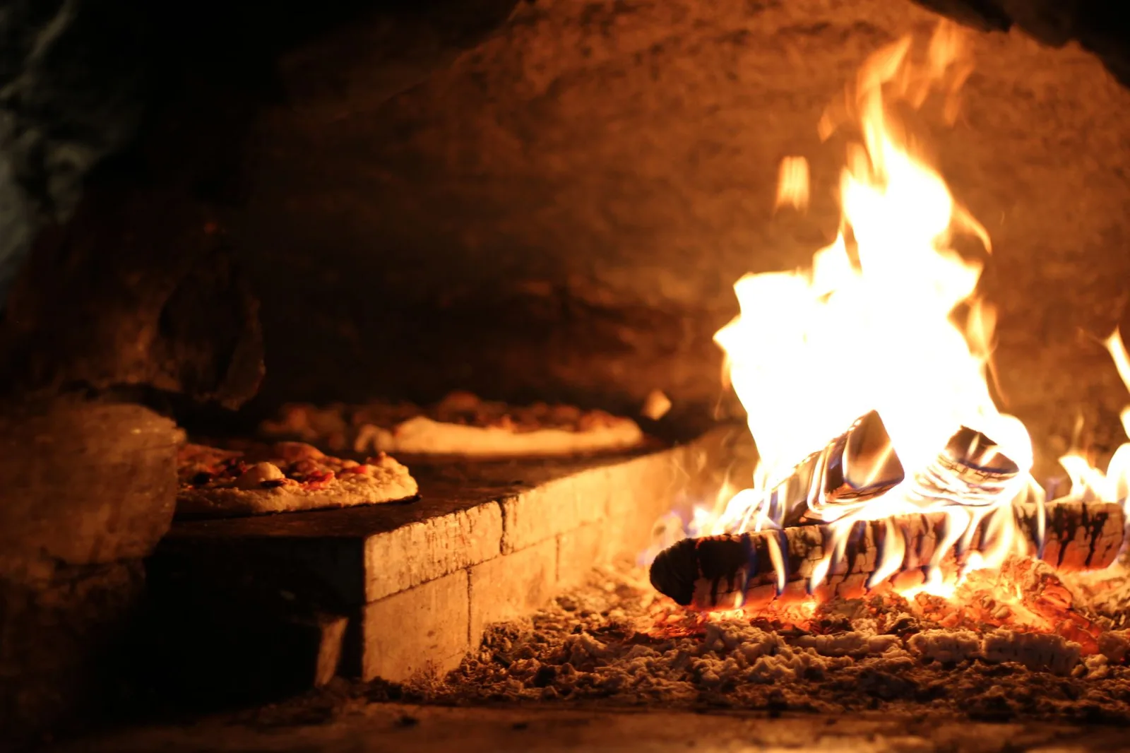 Finding the best deal on a pizza oven